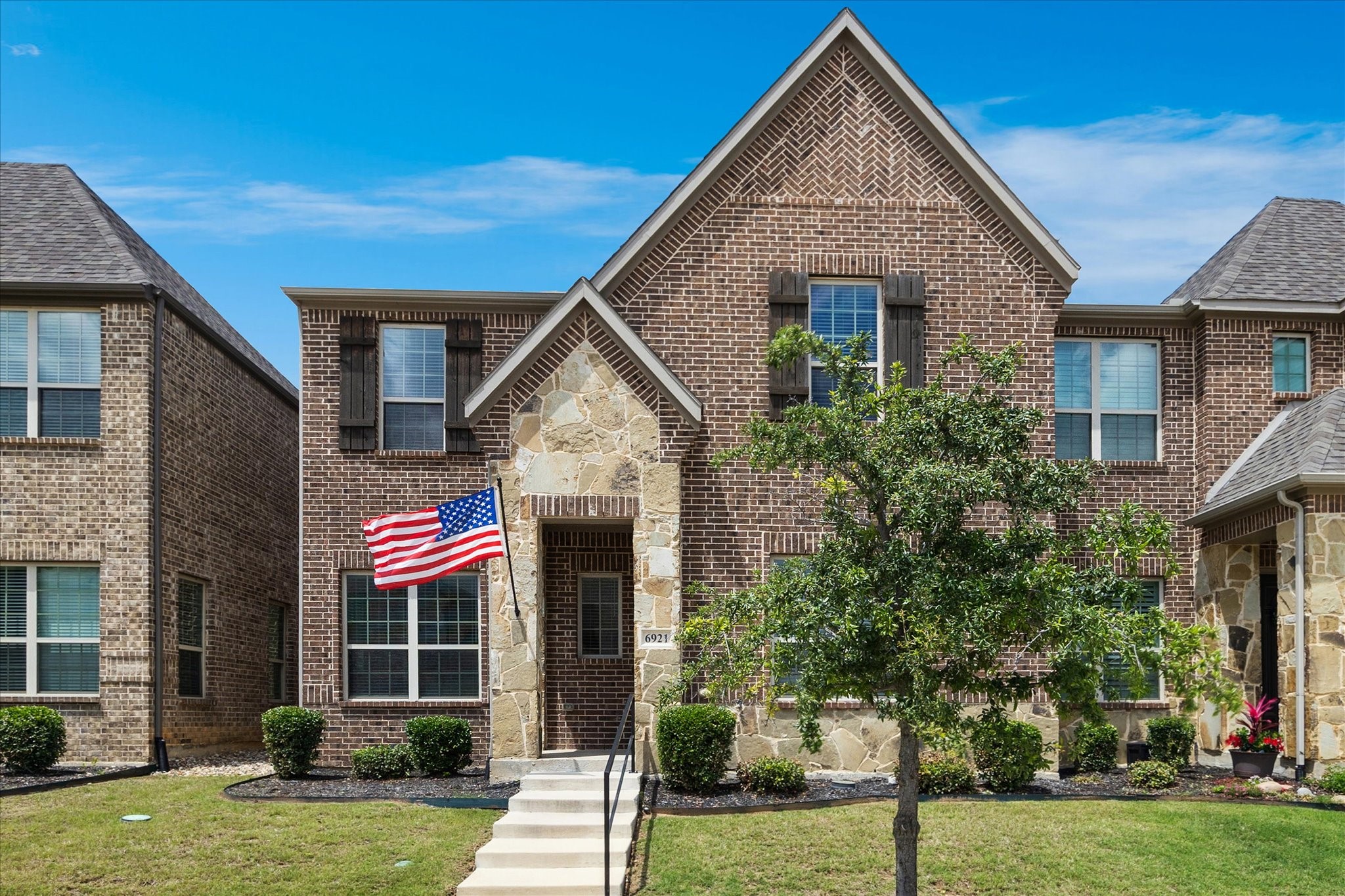 6921 Acadia Lane North Richland Hills TX 76182