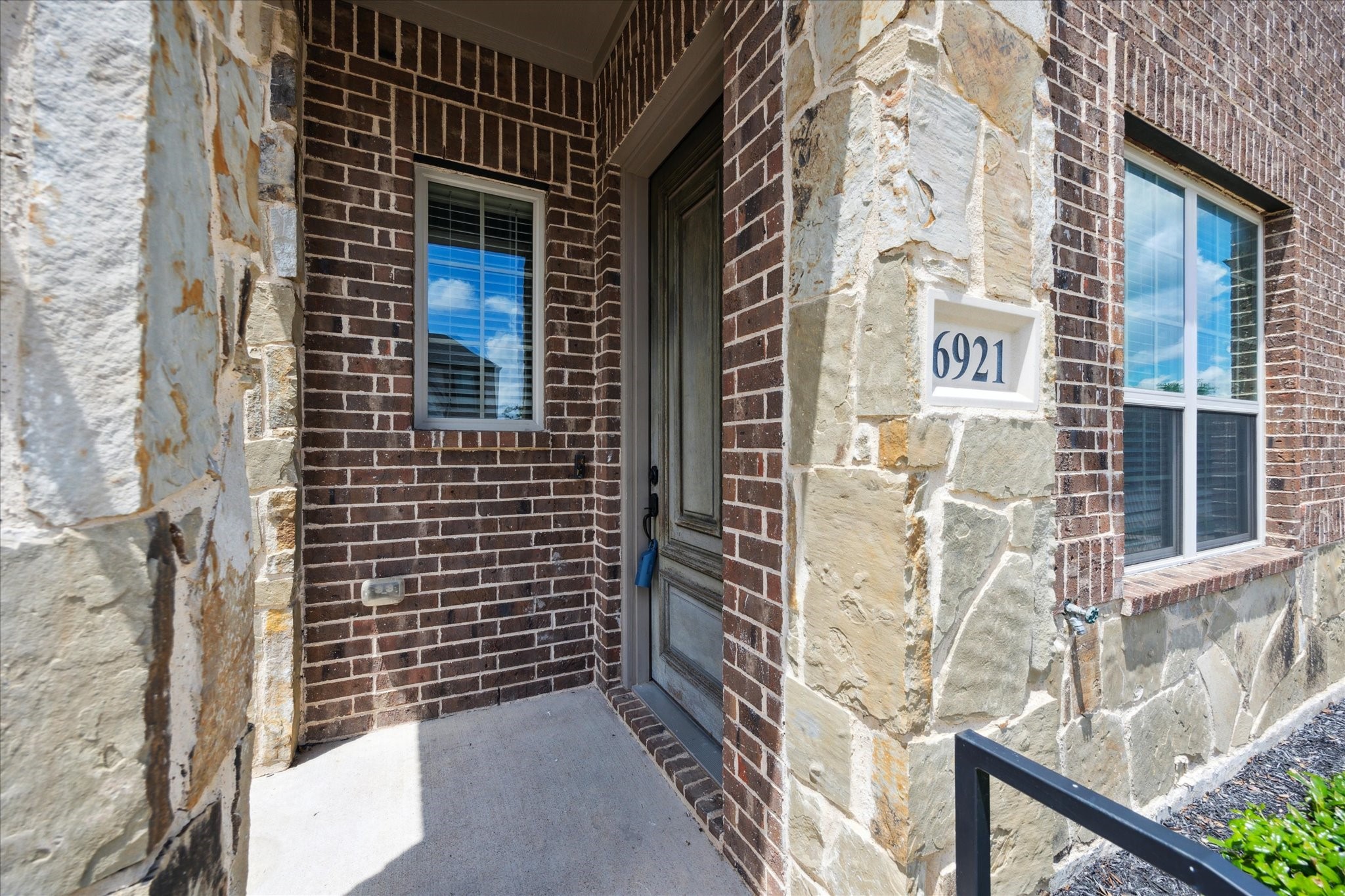6921 Acadia Lane North Richland Hills TX 76182