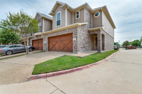 220 Corinna Court Hurst TX 76053