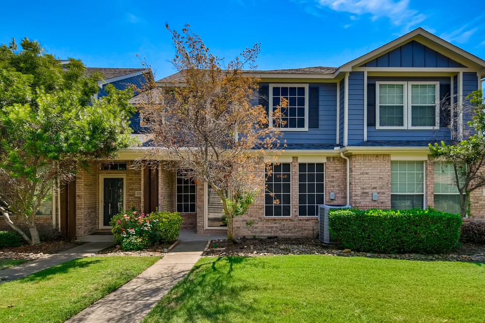 2228 Stoneleigh Place Mckinney TX 75071