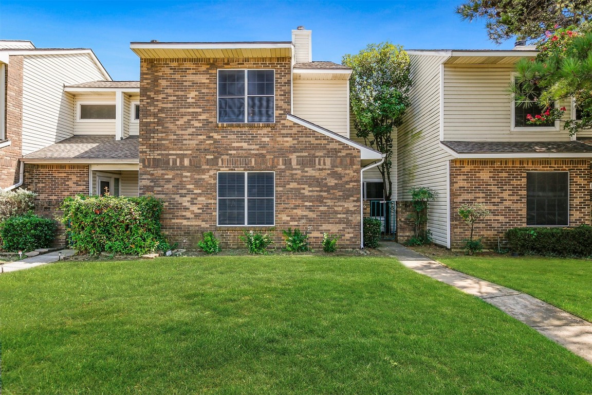 716 Woodbend Drive Lewisville TX 75067