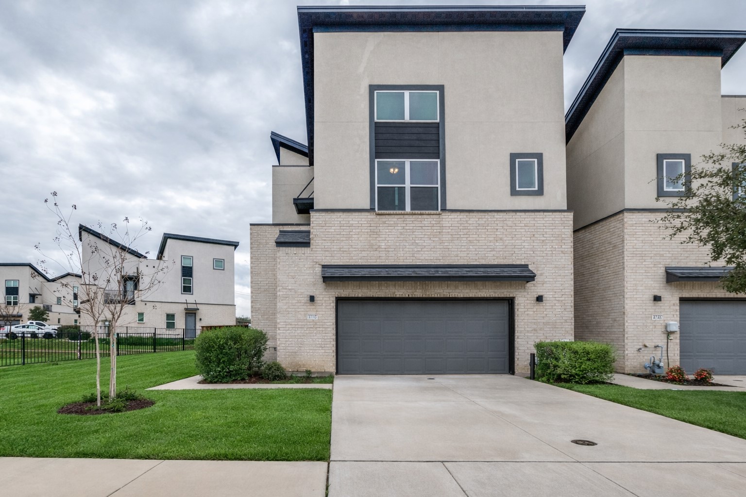 4342 Hebron Street Irving TX 75061