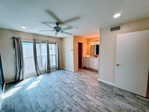 2535 Wedglea Drive Dallas TX 75211