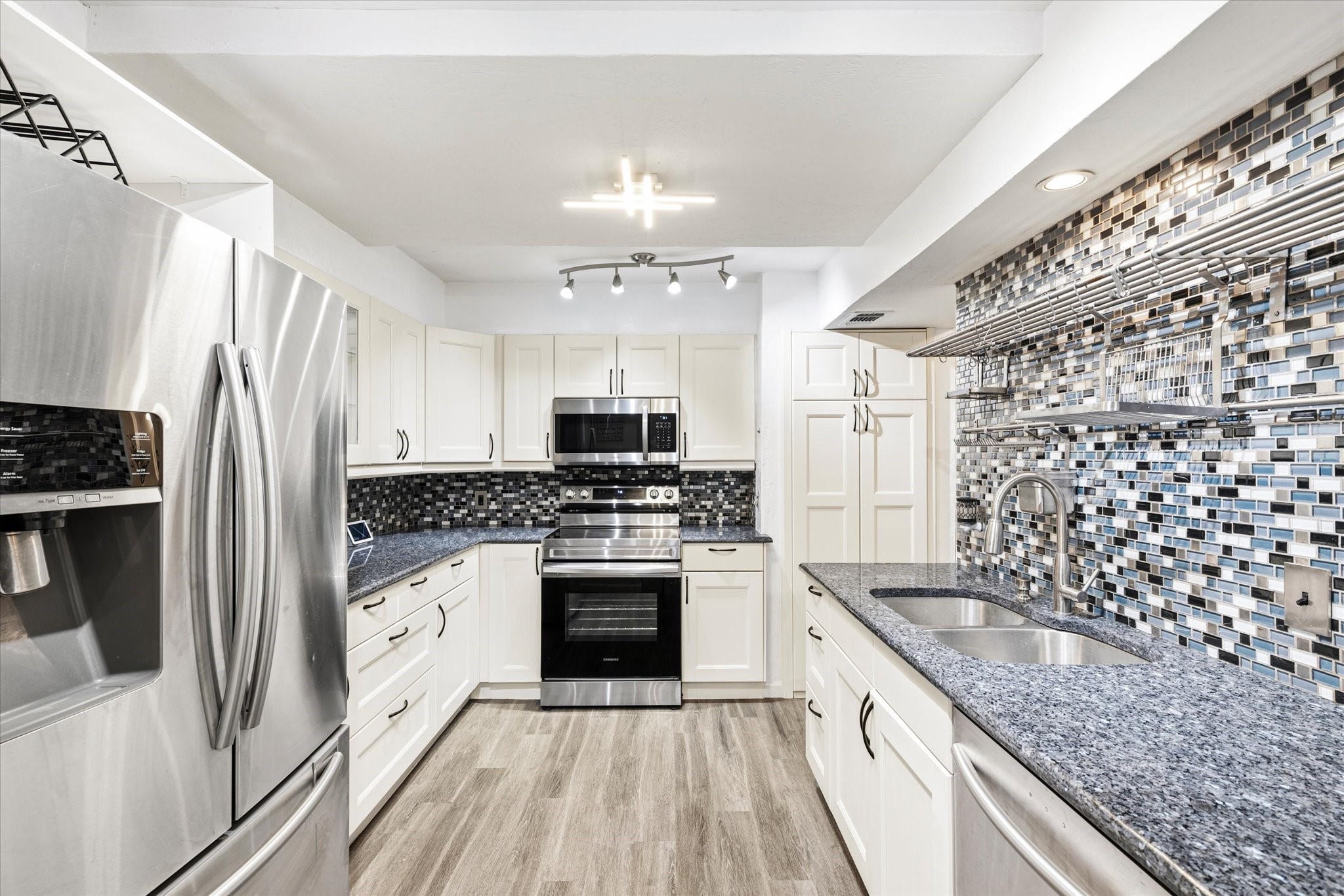 4 Oakbrook Drive Lewisville TX 75057