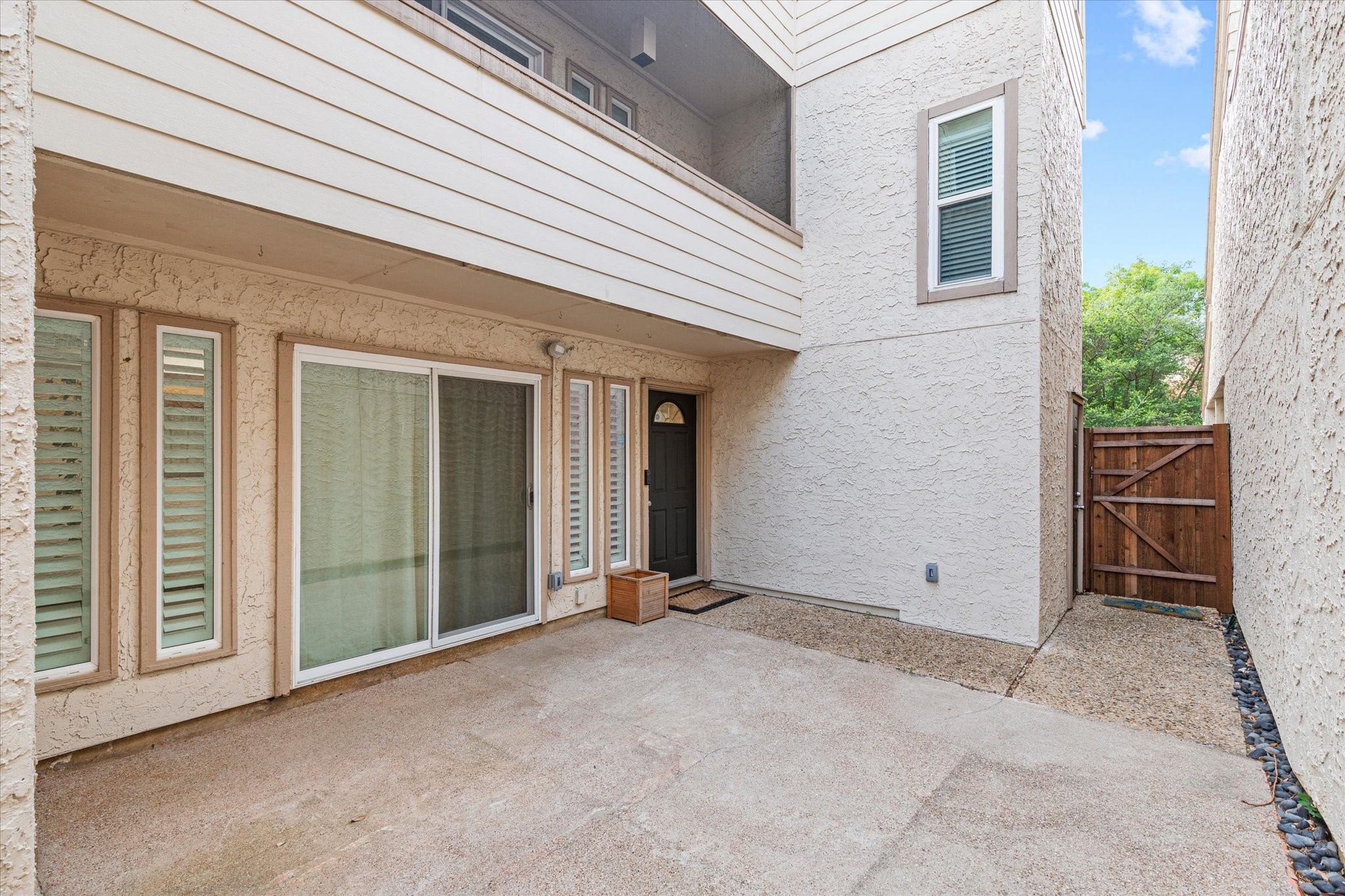 4 Oakbrook Drive Lewisville TX 75057