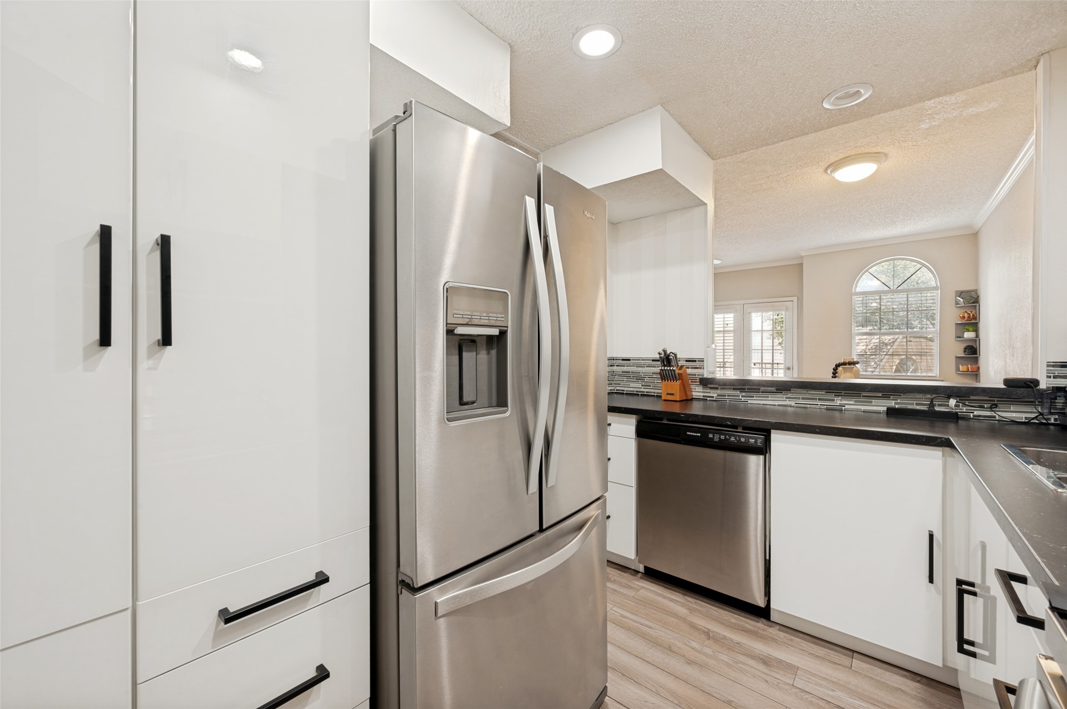 5325 Bent Tree Forest Drive Dallas TX 75248