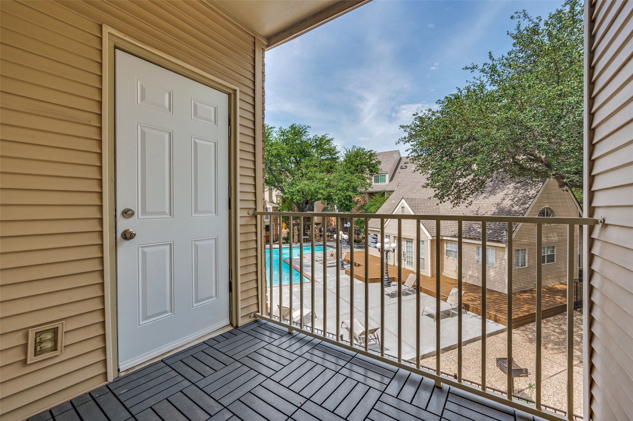 5325 Bent Tree Forest Drive Dallas TX 75248