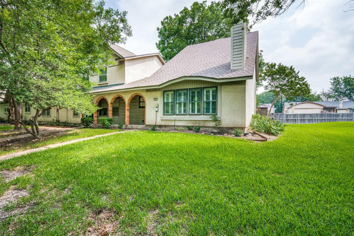 4832 Rollingwood Court Garland TX 75043
