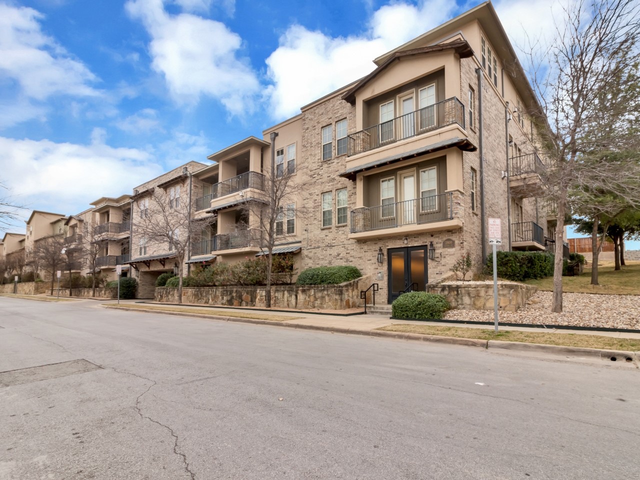 2800 Sandage Avenue Fort Worth TX 76109