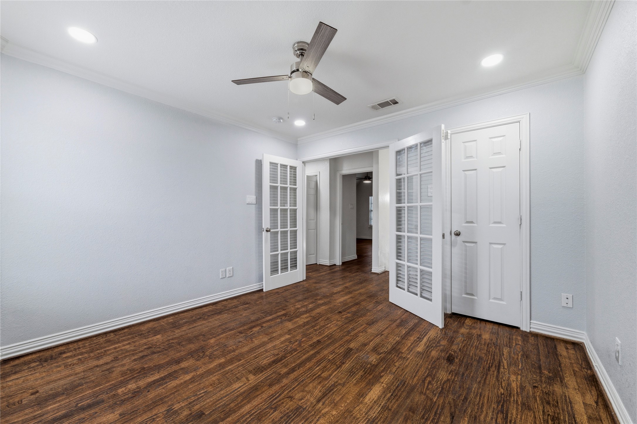 4263 Towne Lake Court Irving TX 75061