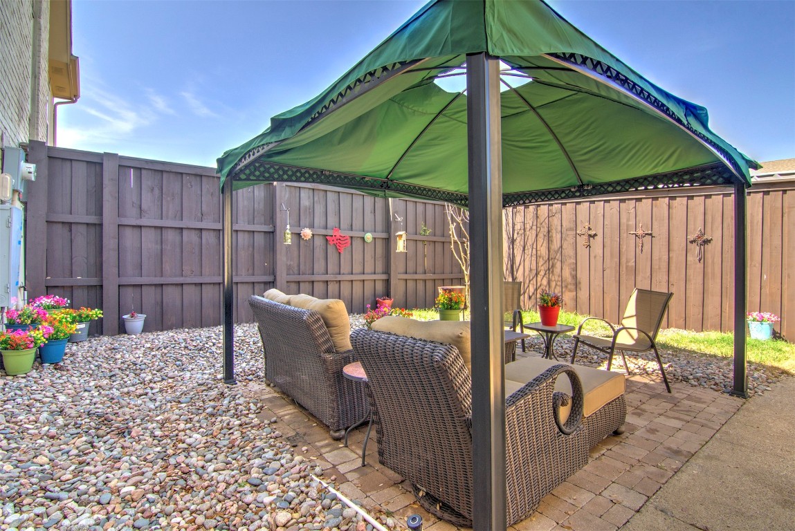 9459 Timberleaf Drive Dallas TX 75243