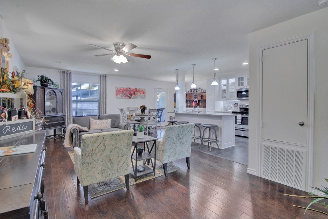 9459 Timberleaf Drive Dallas TX 75243