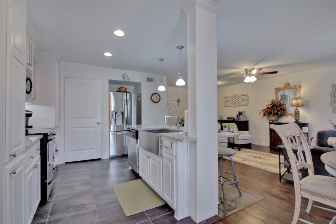 9459 Timberleaf Drive Dallas TX 75243