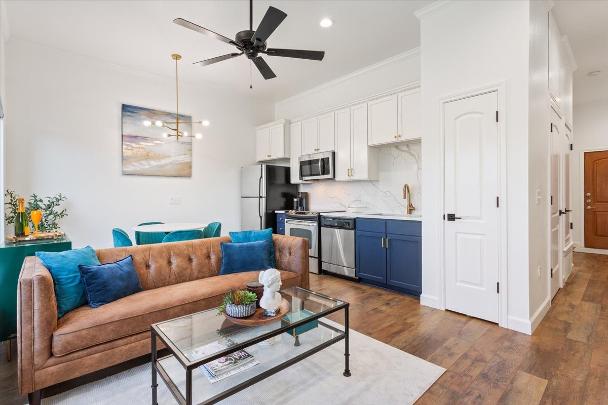 330 Austin Avenue Waco TX 76701