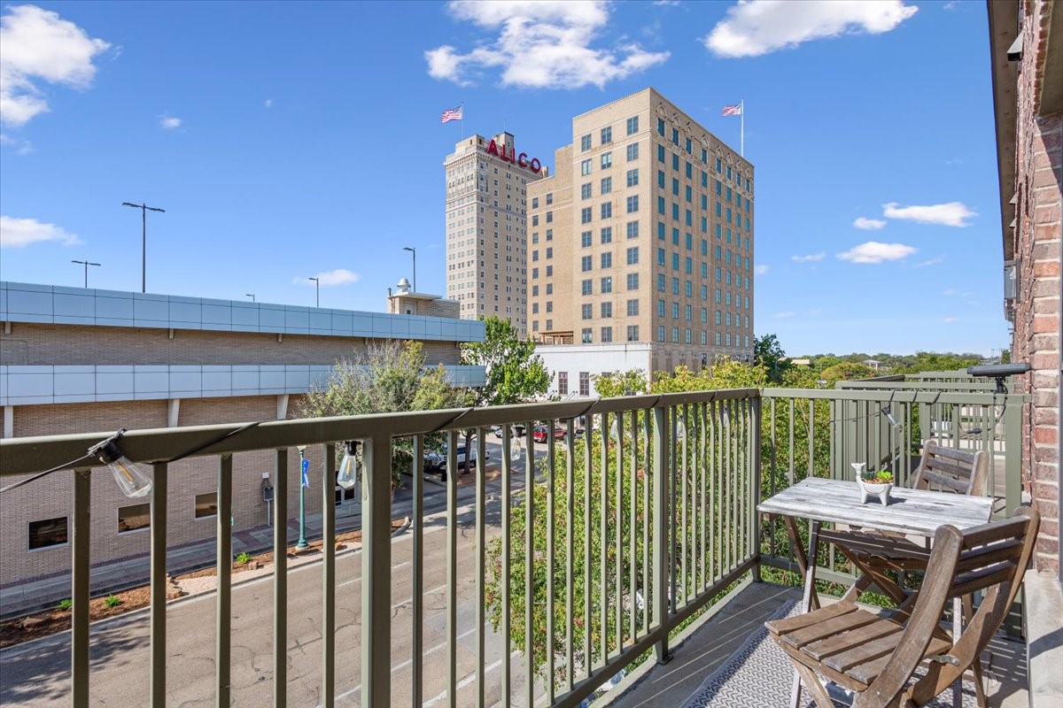 330 Austin Avenue Waco TX 76701