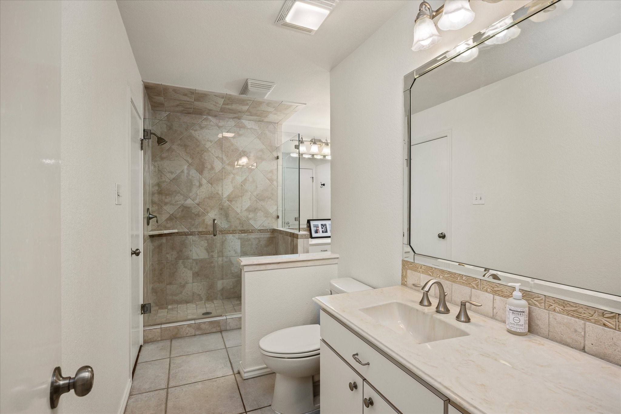 4407 Overlook Court Granbury TX 76049