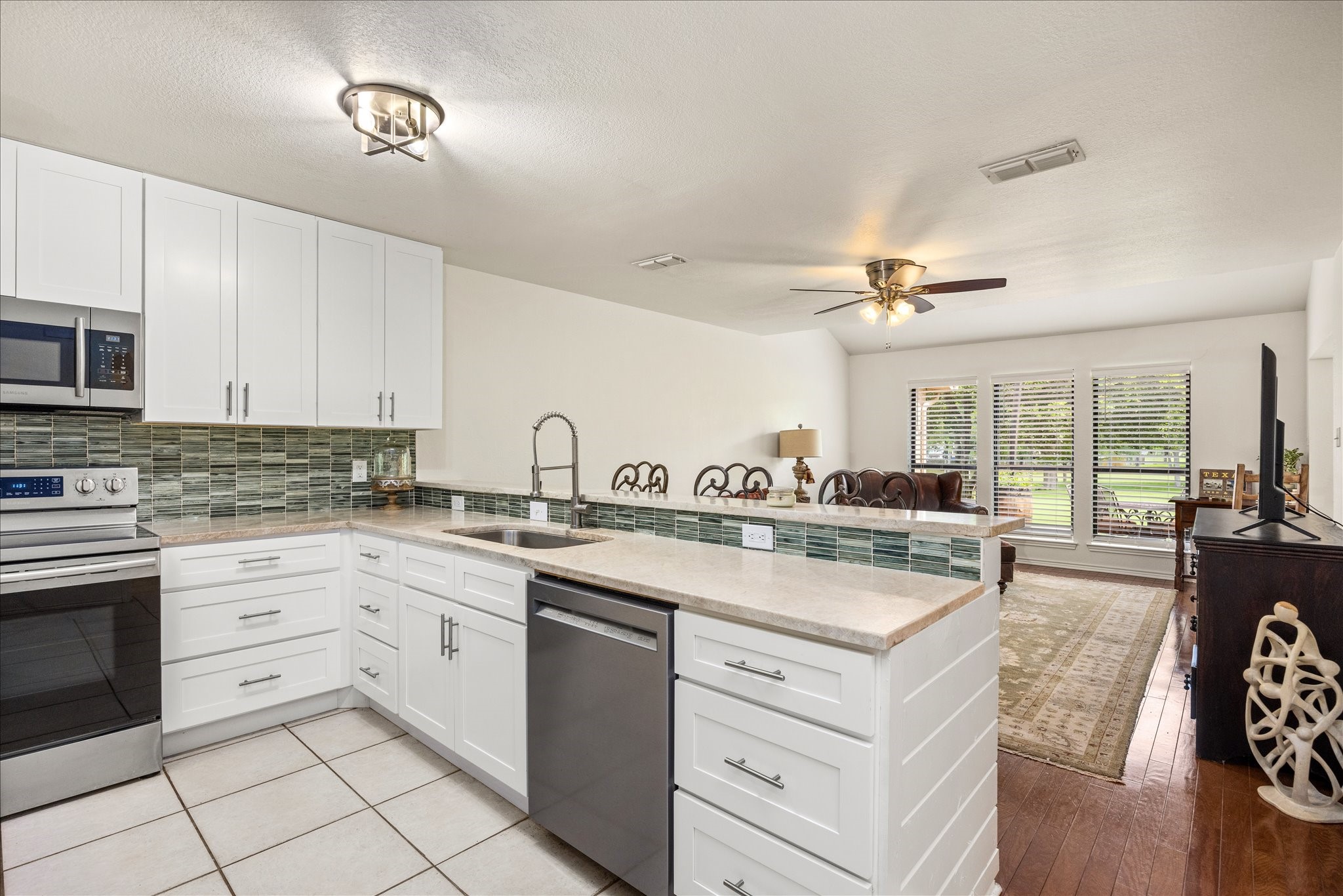 4407 Overlook Court Granbury TX 76049