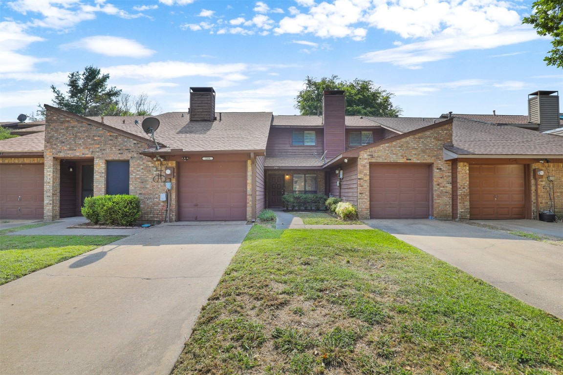 241 Mccarley Place Mckinney TX 75071