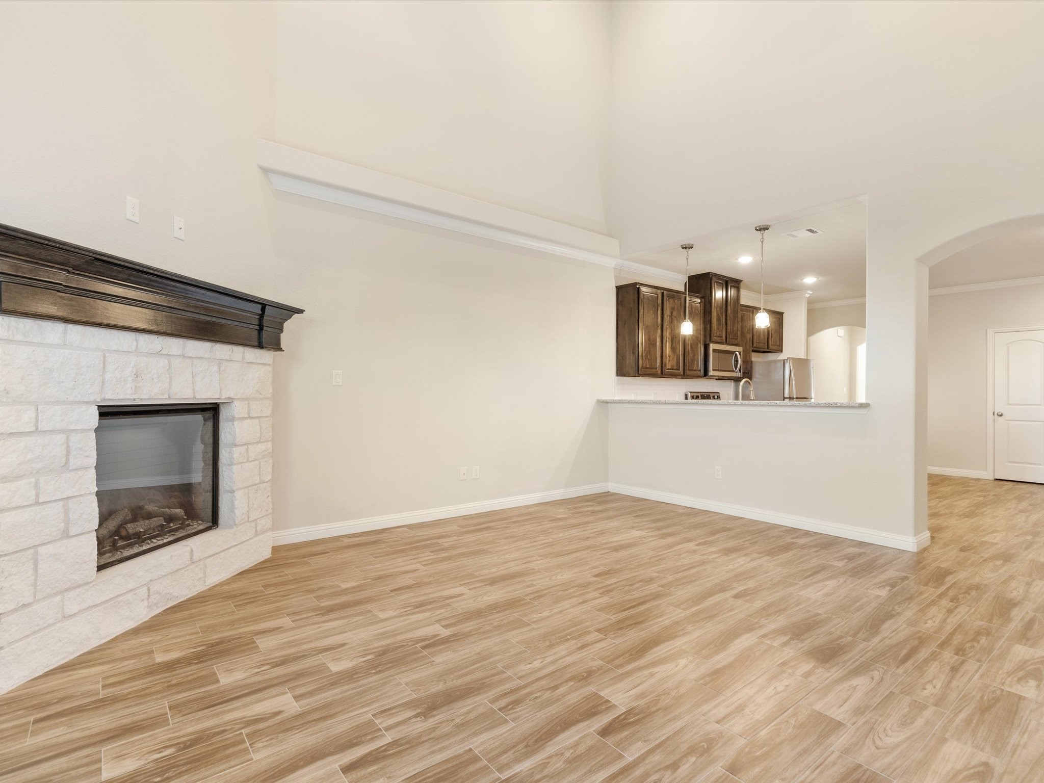1104 Noble Flair Place Granbury TX 76049