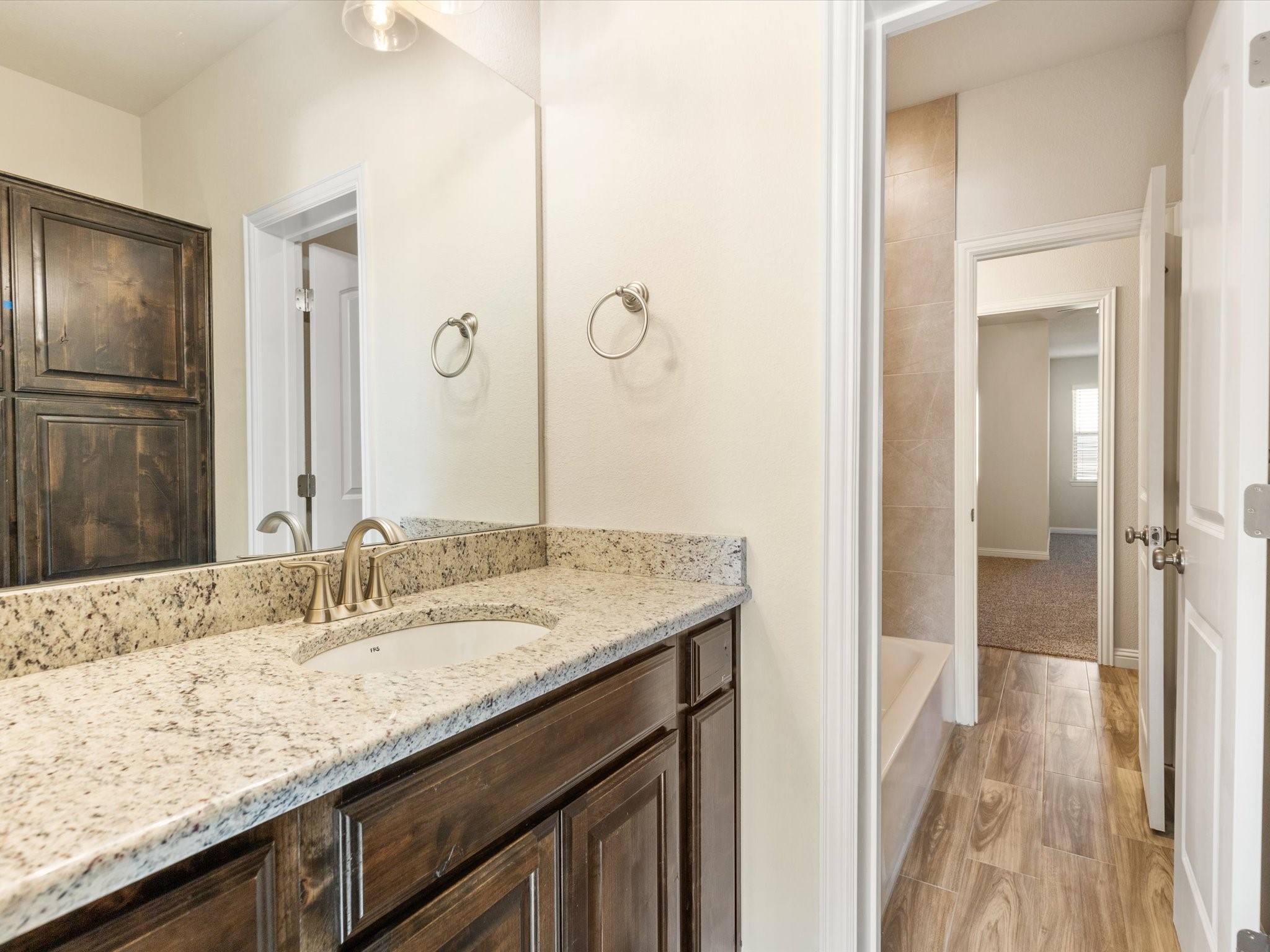 1104 Noble Flair Place Granbury TX 76049