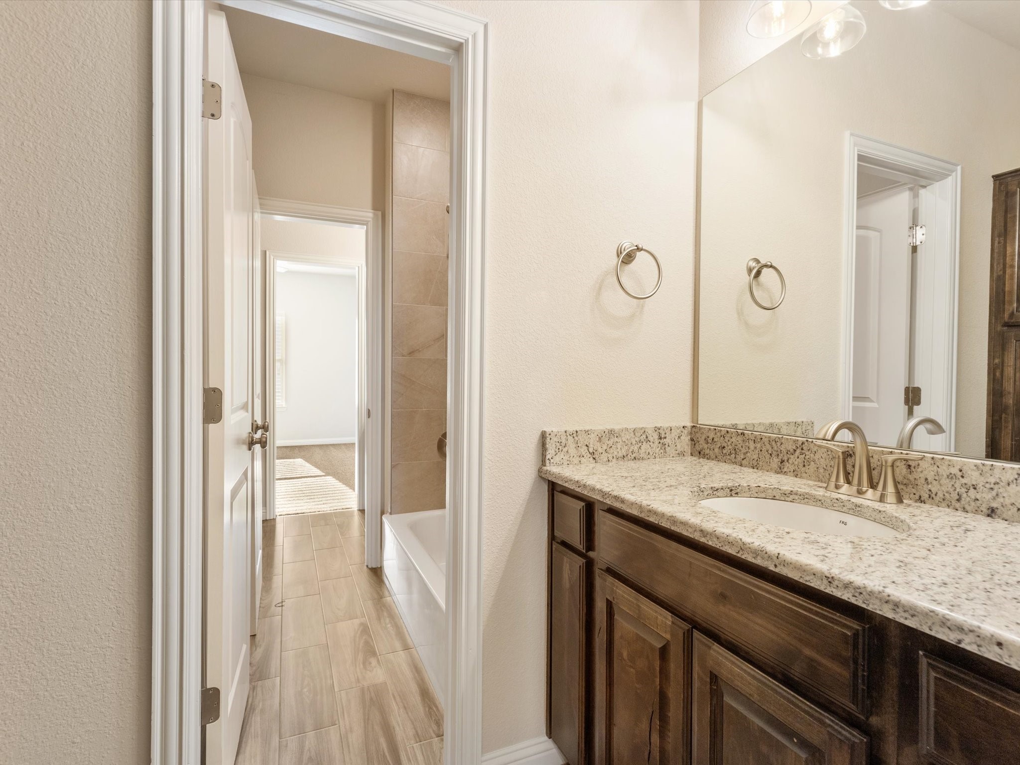 1104 Noble Flair Place Granbury TX 76049