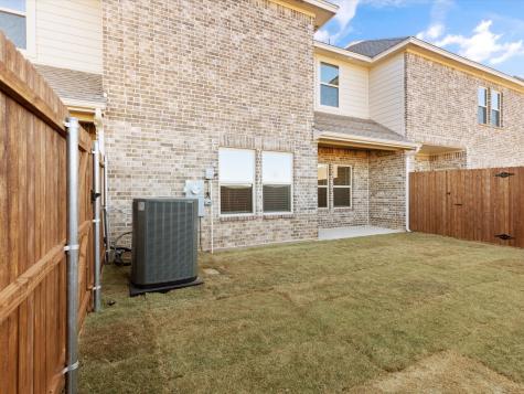1104 Noble Flair Place Granbury TX 76049