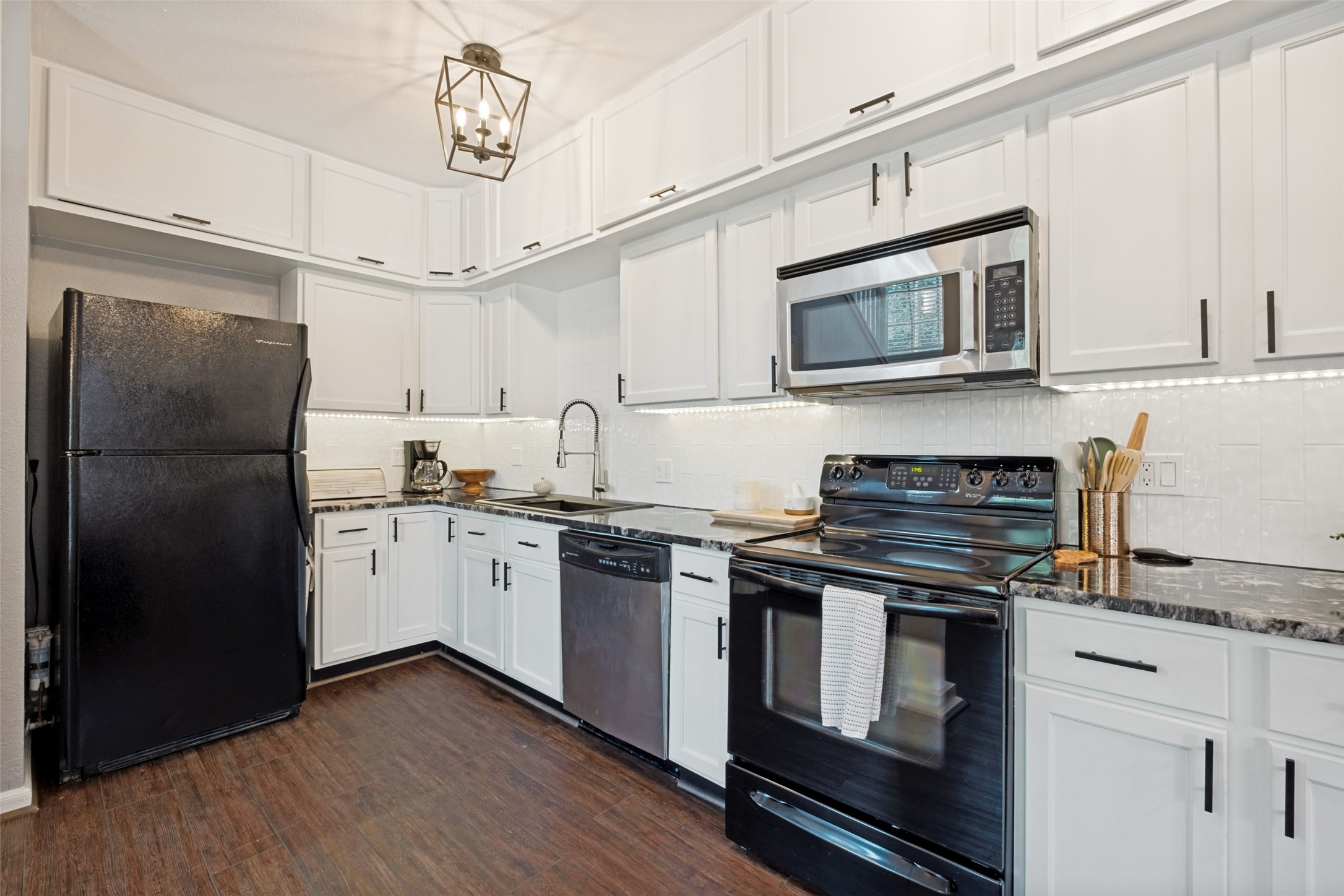 5757 Martel Avenue Dallas TX 75206