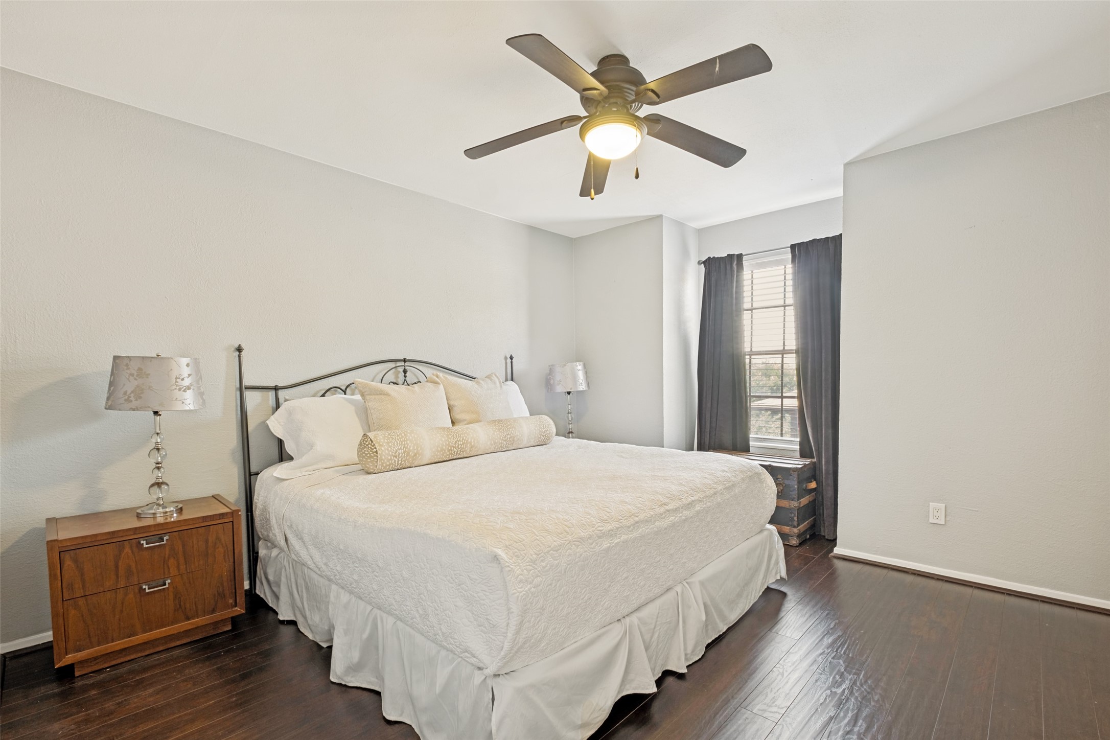5757 Martel Avenue Dallas TX 75206