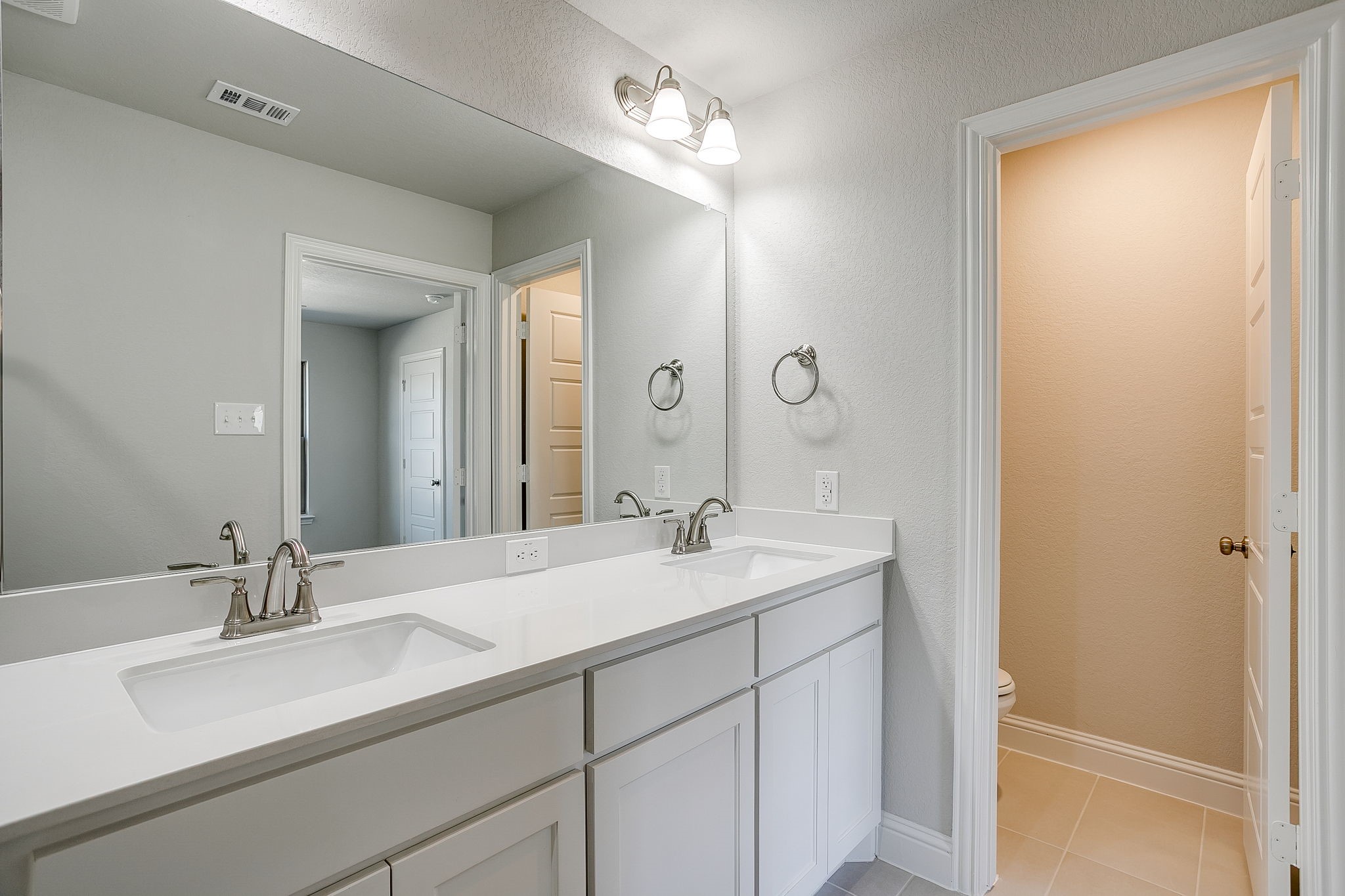 6916 Yellow Hammer Way Arlington TX 76001