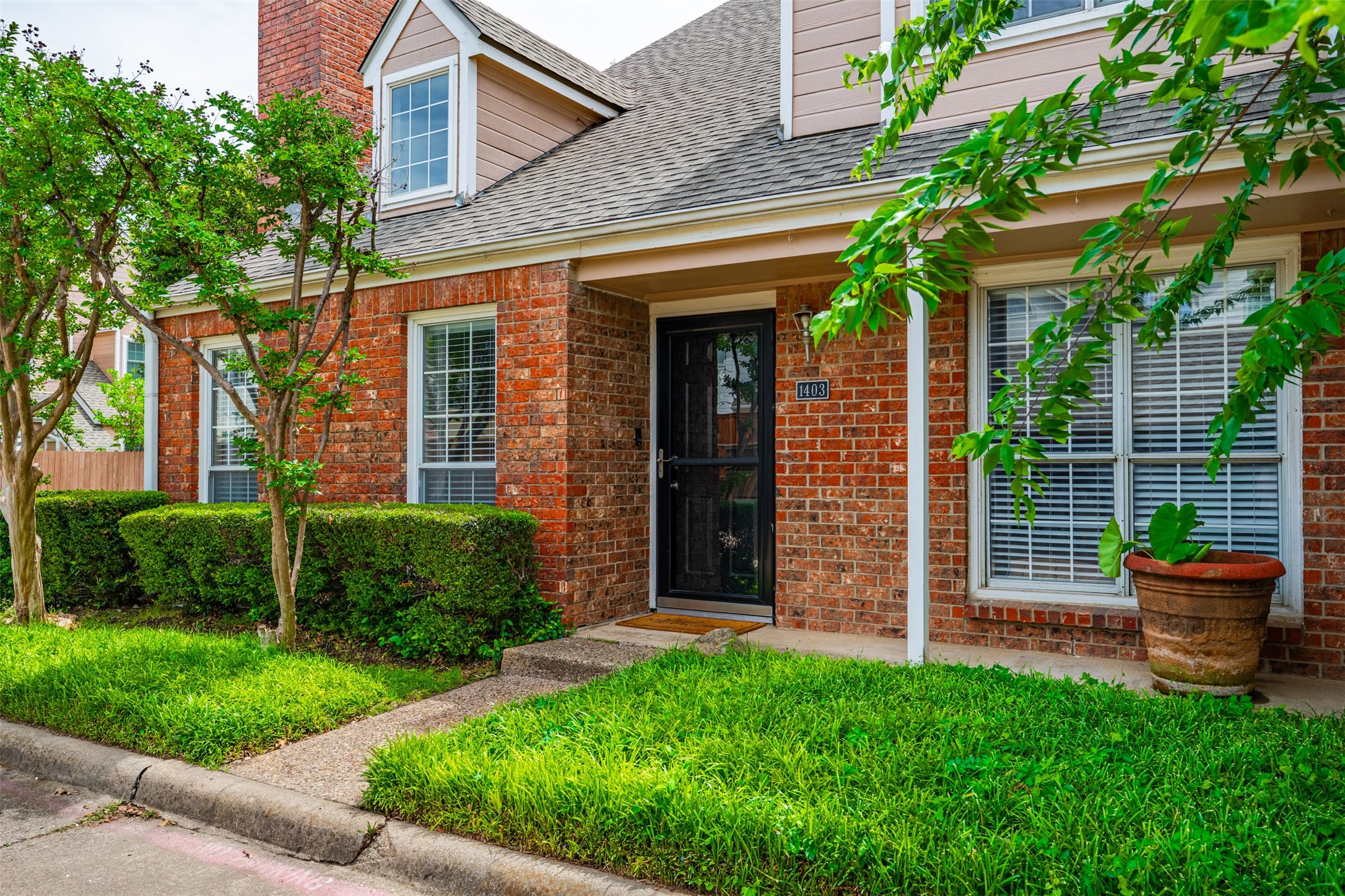 17820 Windflower Way Dallas TX 75252