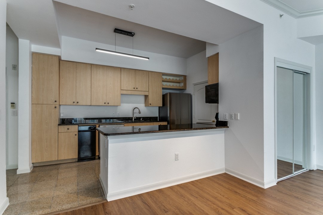 3225 Turtle Creek Boulevard Dallas TX 75219