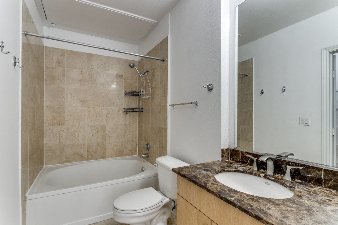 3225 Turtle Creek Boulevard Dallas TX 75219