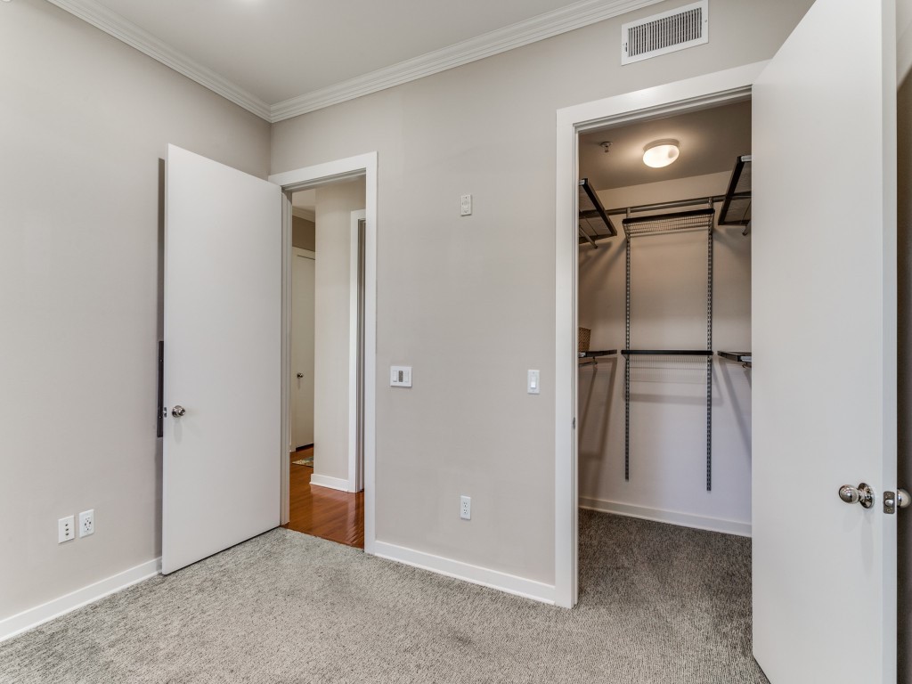 2950 Mckinney Avenue Dallas TX 75204