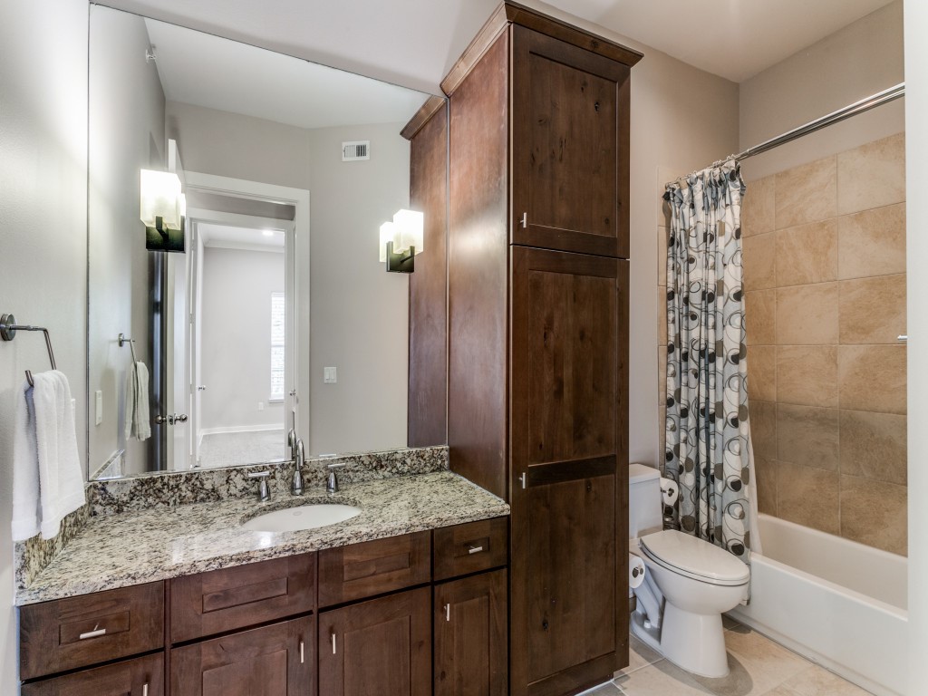 2950 Mckinney Avenue Dallas TX 75204