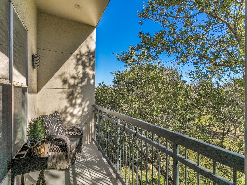 2950 Mckinney Avenue Dallas TX 75204