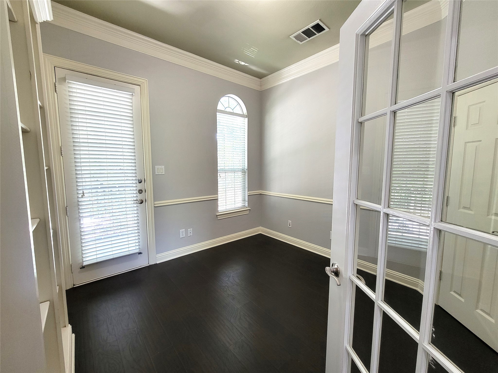 5824 La Vista Drive Dallas TX 75206