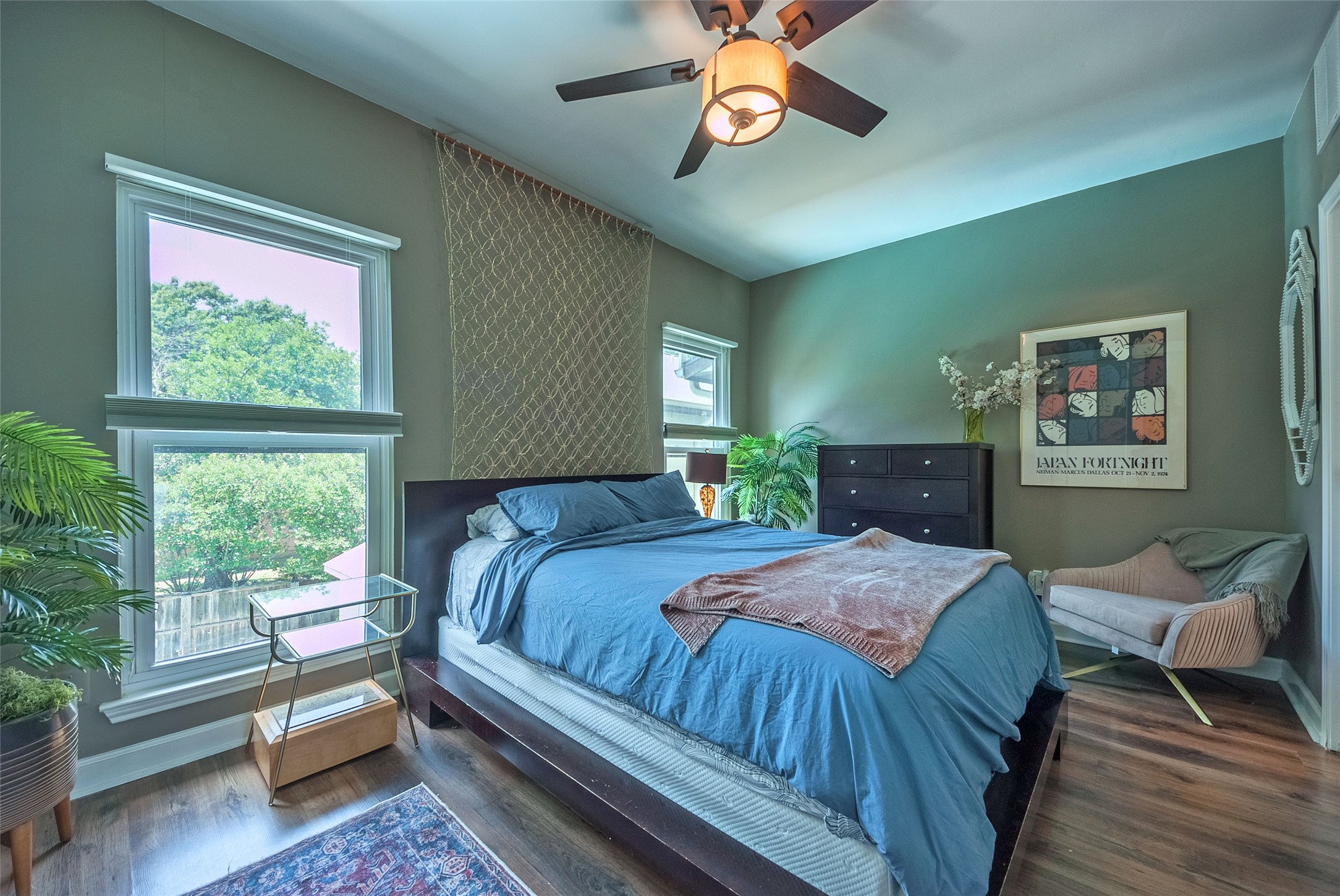5701 Gaston Avenue Dallas TX 75214