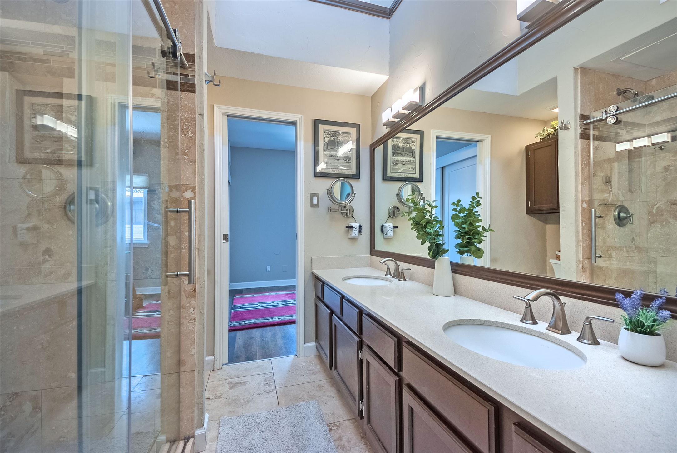 5701 Gaston Avenue Dallas TX 75214