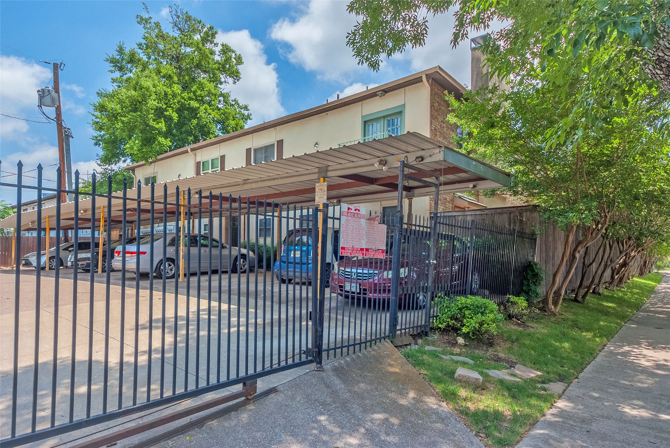 5701 Gaston Avenue Dallas TX 75214