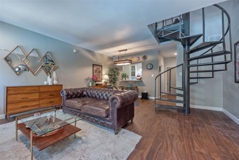 5701 Gaston Avenue Dallas TX 75214