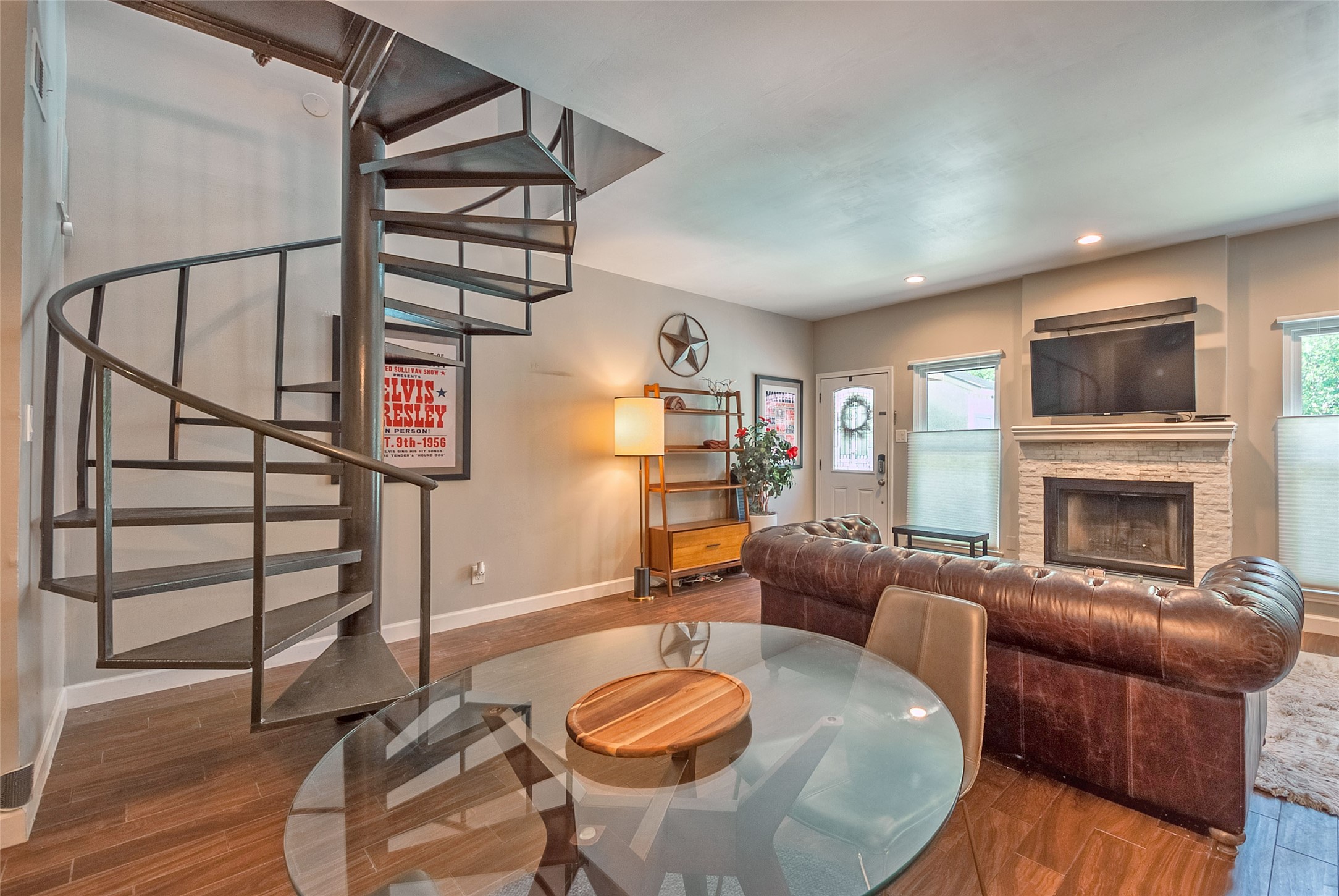 5701 Gaston Avenue Dallas TX 75214