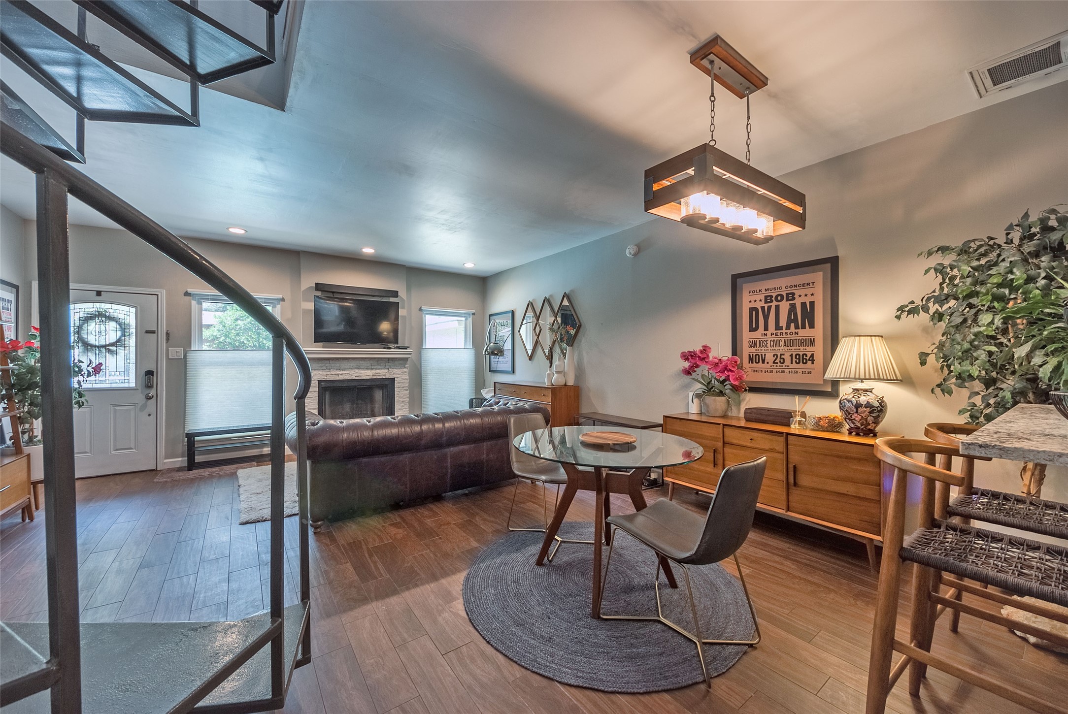 5701 Gaston Avenue Dallas TX 75214