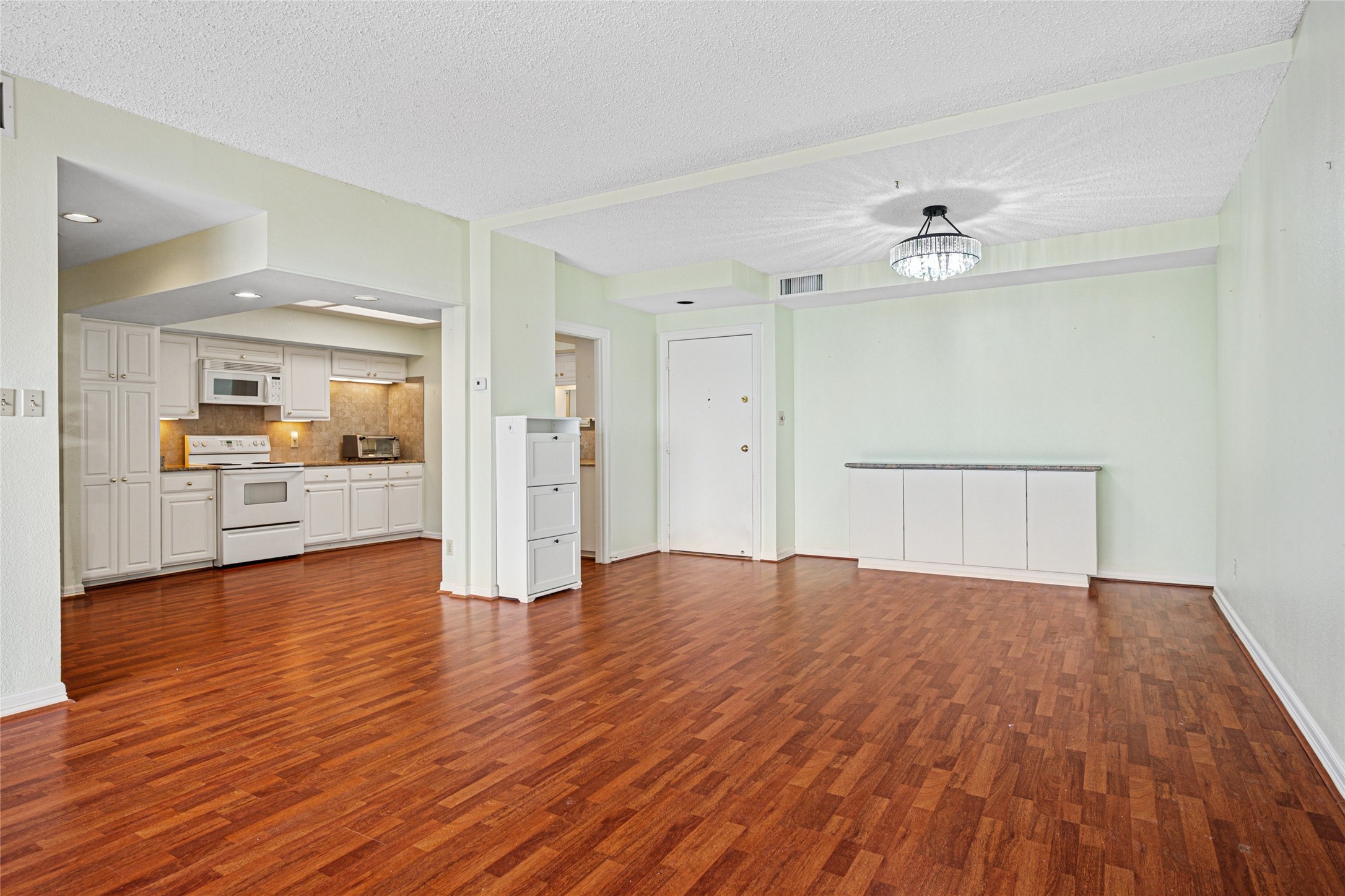 5200 Keller Springs Road Dallas TX 75248