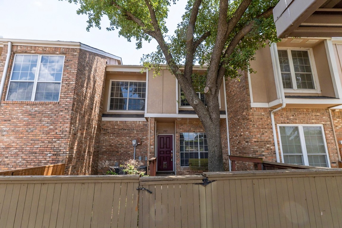 2312 Northlake Court Irving TX 75038