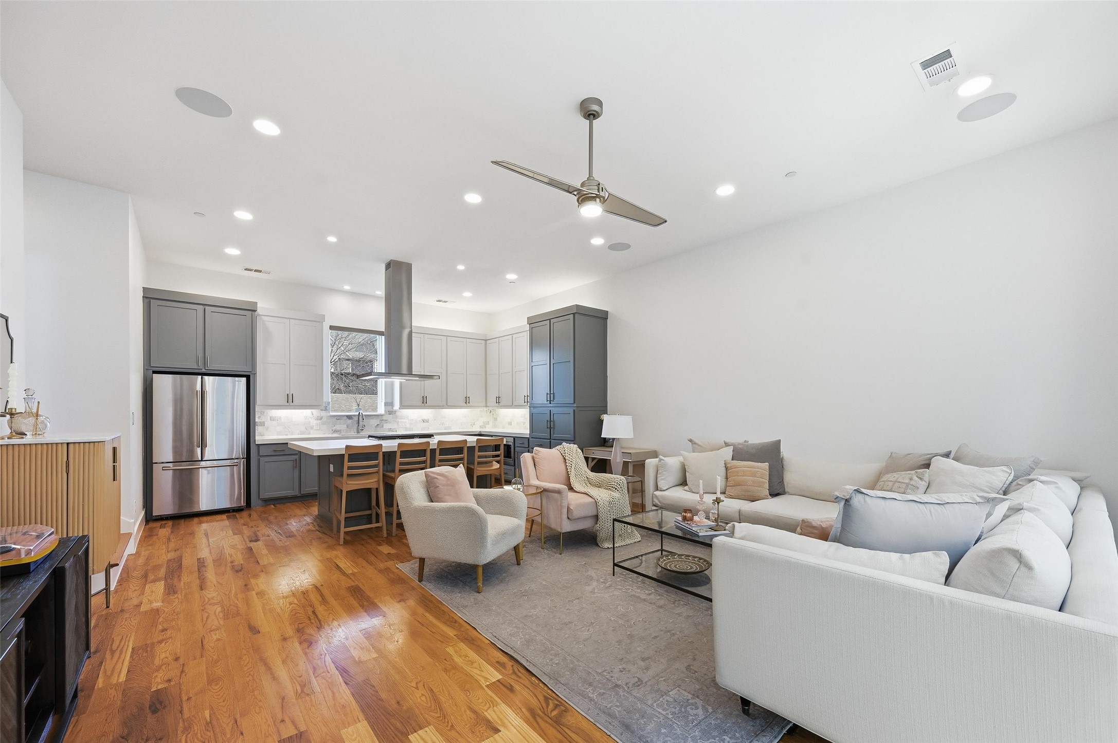 5711 Bryan Parkway Dallas TX 75206