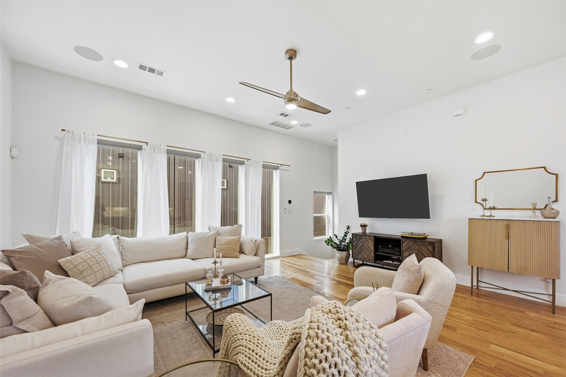 5711 Bryan Parkway Dallas TX 75206