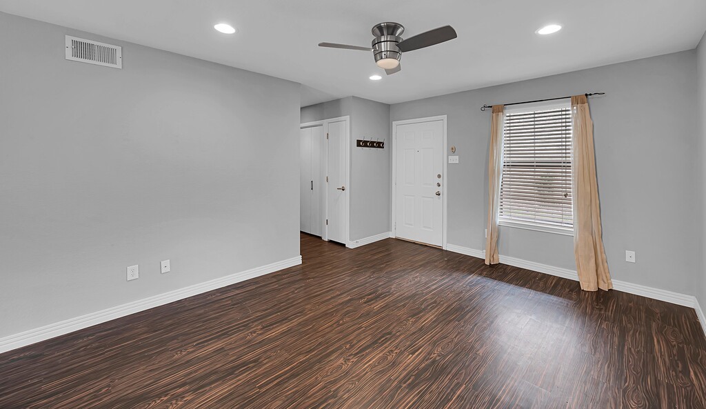 1342 S 12th Street Waco TX 76706