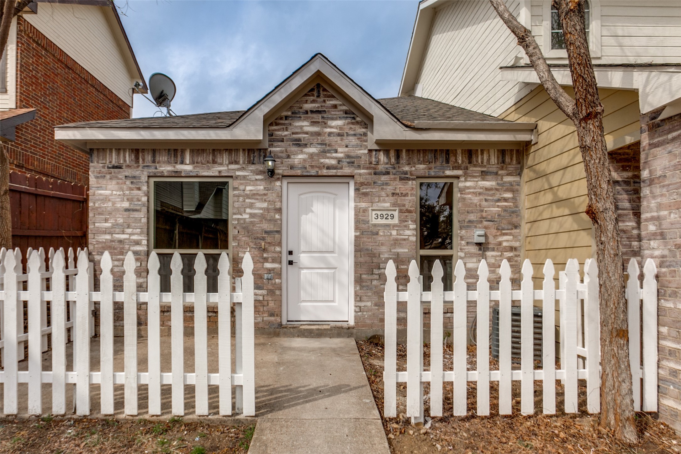 3929 Pickett Place Garland TX 75044