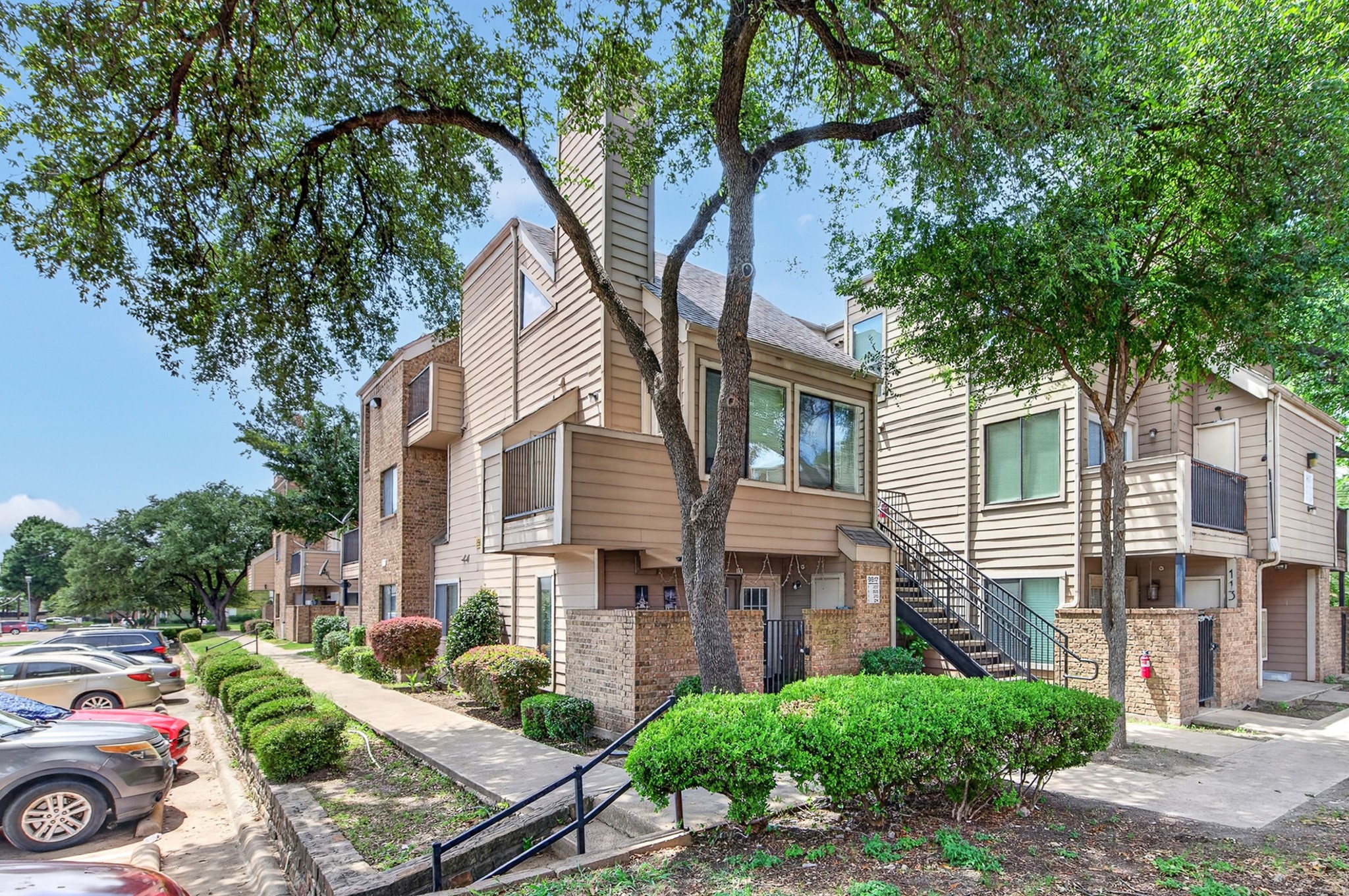 9817 Walnut Street Dallas TX 75243