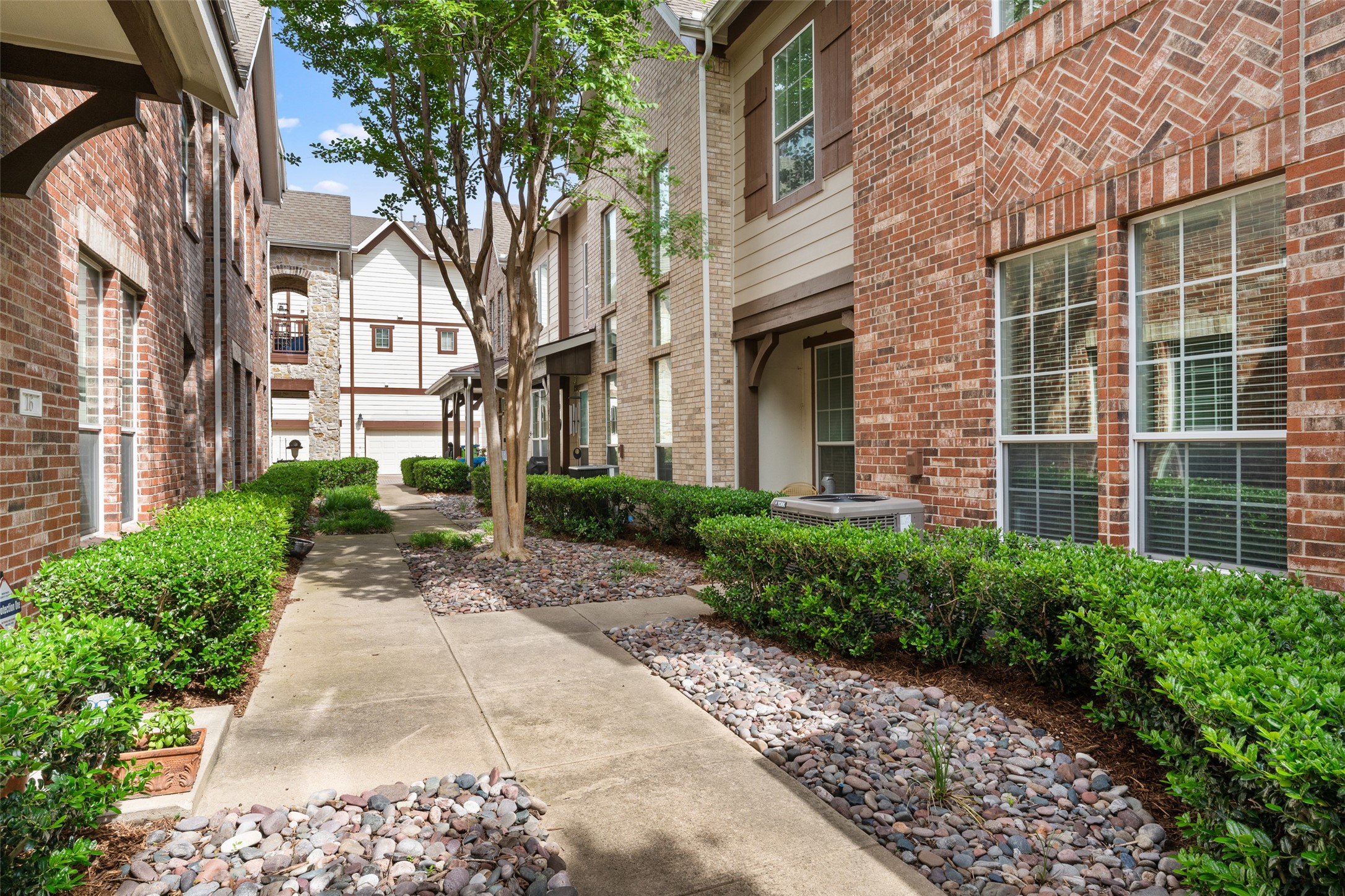 1600 Abrams Road Dallas TX 75214